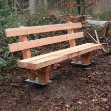 06 Beschilderung und Baenke 022
